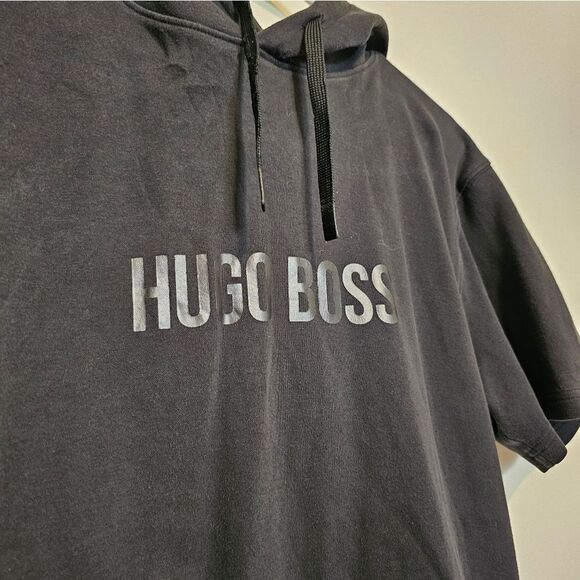 Black Hugo Boss Hoodie Tee Shirt lightweight - Picture 2 of 4